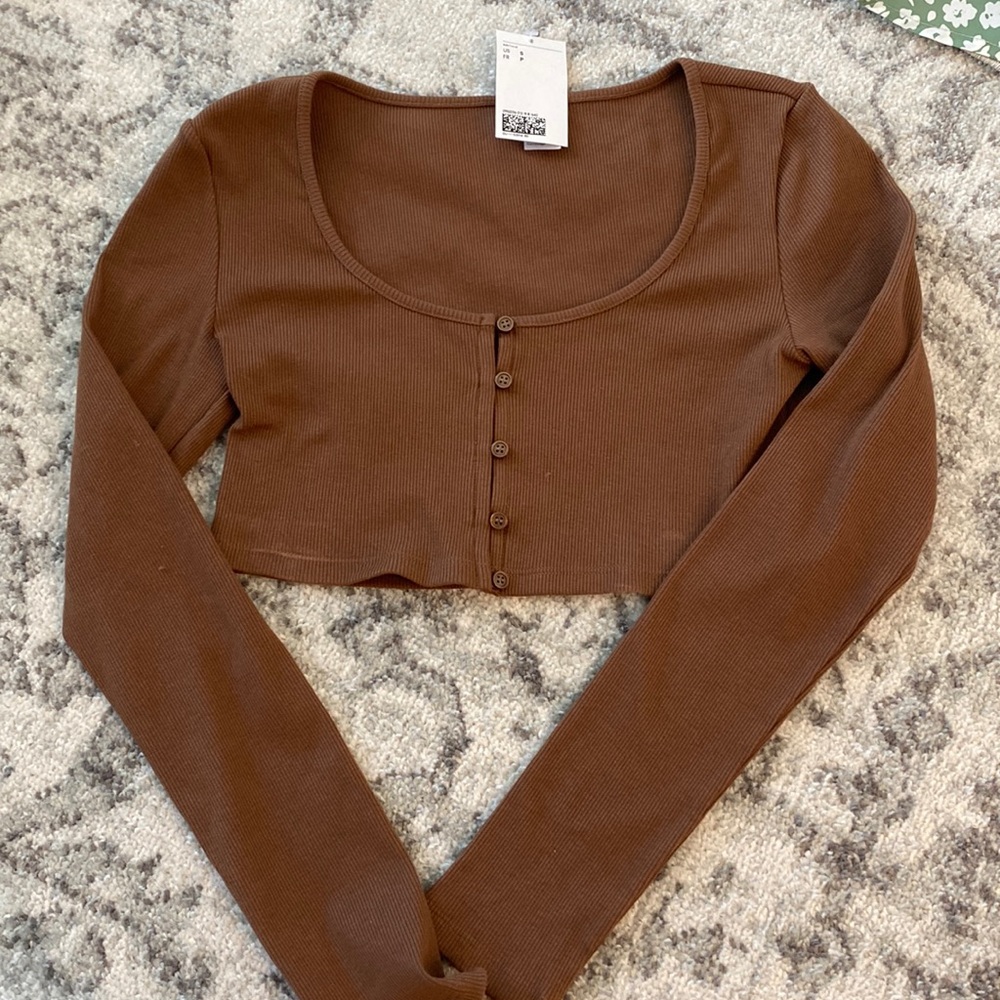 Brown cropped top